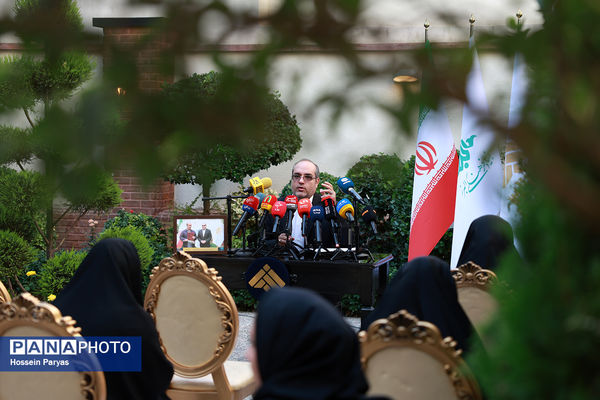 نشست خبری همایش ملی دانش‌آموزی شصت‌وسومین سال جایزه البرز، نوبل ایرانی(آیین جایزه البرز ۱۴۰۴)