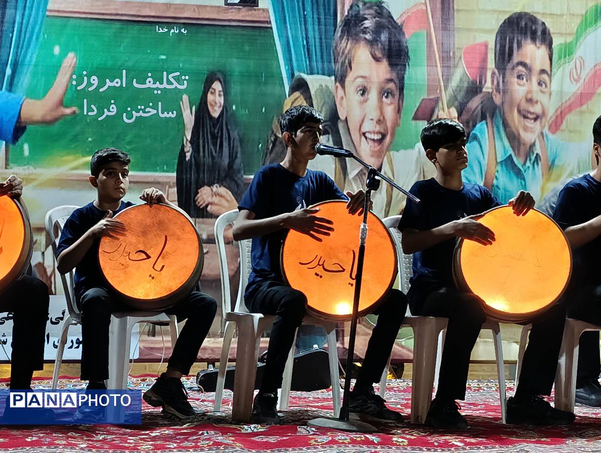 جشن بزرگ تقدیر از هفته دفاع مقدس درکنار نسل آینده ساز