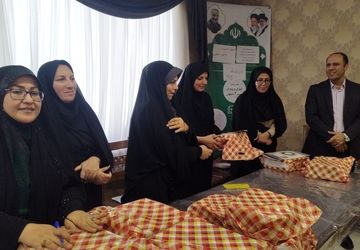 برگزاری مراسم تکریم از بانوان تلاشگر فرهنگی سرپرست خانوار ناحیه ۳