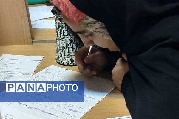 مرحله استانی چهل و دومین مسابقات قرآن عترت ونماز دختر فارس