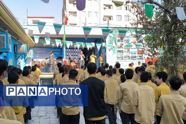 برای اولین بار در کشور،انتخابات الکترونیکی شورای دانش آموزی در دبیرستان صبح روشن شهر قدس