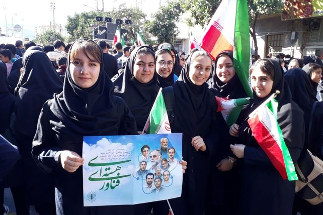 راهپیمایی روز دانش‌آموز در گلوگاه 