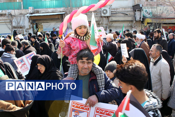 حس و حال نوجوانان در جشن چهل و ششمین سالگرد پیروزی انقلاب اسلامی 