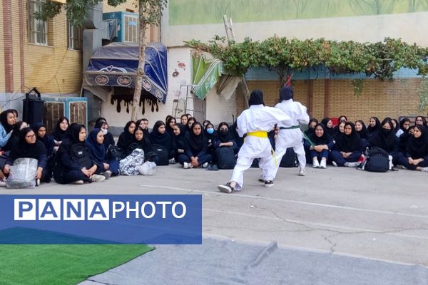 جوانه‌ نشاط و سلامت در هنرستان کارآفرین پیشوا