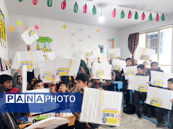 توزیع درپوش استاندارد دریچه کولر در دبستان شهید پسندیده فدافن 