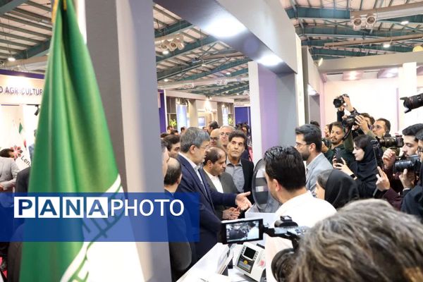 دوازدهمین نمایشگاه دستاوردهای پژوهش، فناوری و فن‌بازار در یزد آغاز به کار کرد