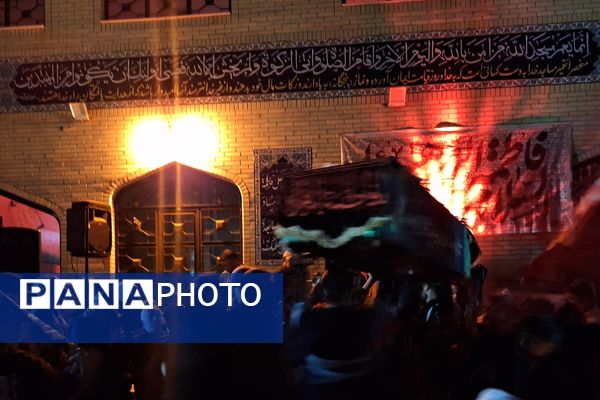 مراسم تشییع نمادین تابوت حضرت زهرا (س)در خیابان قناعت پیشه شیراز