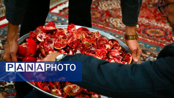 جشن خانوادگی یلدا در مسجد المنتظر