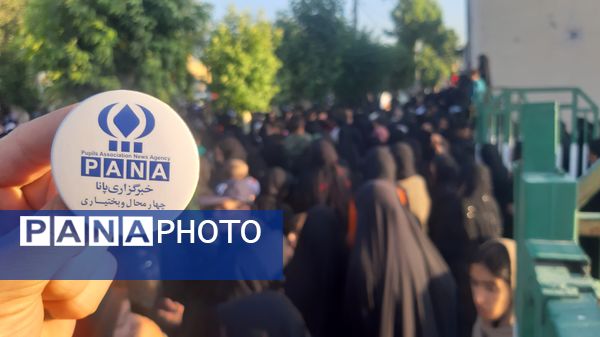 مراسم تشییع و وداع با شهید امنیت حسین اسحاقی در لردگان 