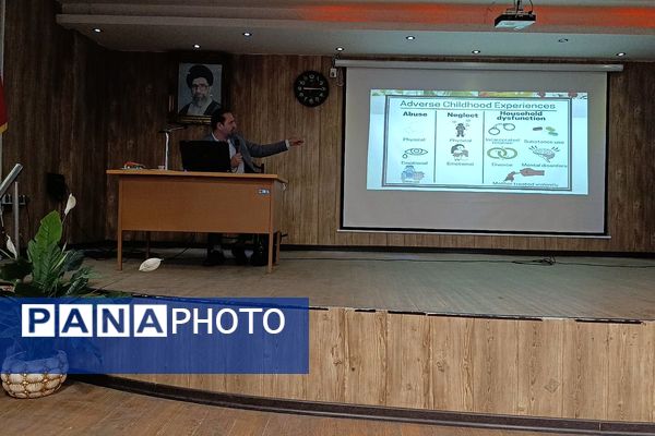 سمینار آموزشی «نماد و مدیریت فوریت‌های روانی ـ اجتماعی» ویژه مدیران و مشاوران مدارس