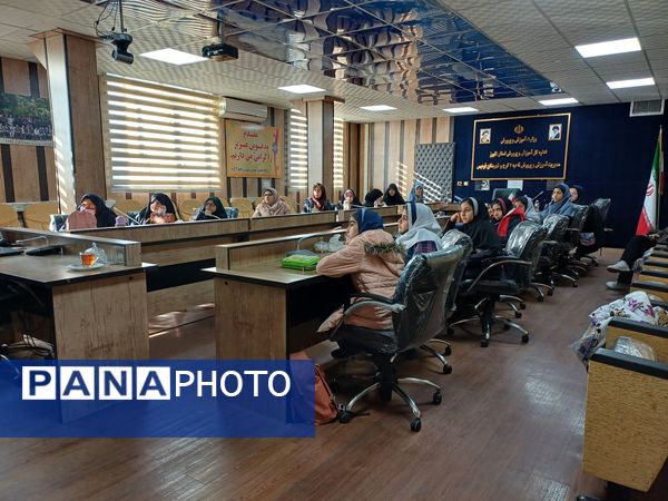 اولین جلسه کارگاه توانمندسازی دانش‌آموزان خبرنگار پانا دختر ناحیه 2 کرج و شهرستان فردیس