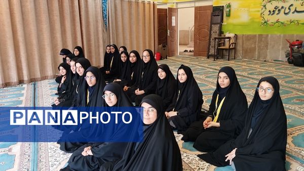 اعزام دانش‌آموزان پیشتاز البرزی به همایش ملی روز دانش‌آموز در اردگاه باهنر تهران