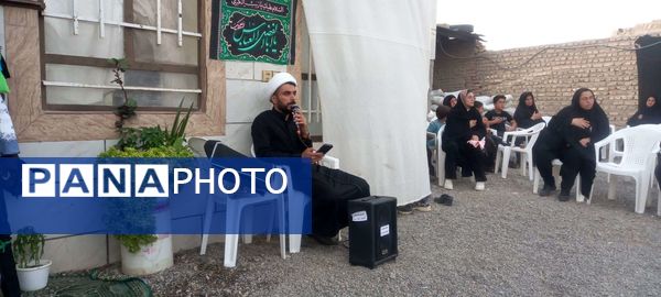 روضه خانگی در ایام محرم در روستای نقاب شهرستان خلیل آباد