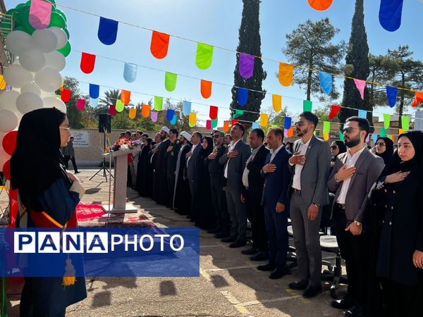 زنگ آغاز سال تحصیلی در سروستان نواخته شد