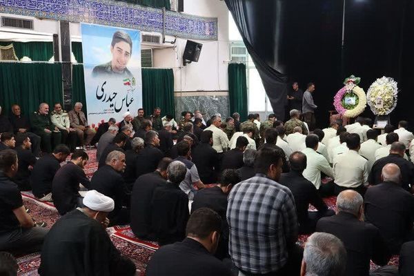 مراسم بزرگداشت شهید عباس حیدری در همدان برگزار شد