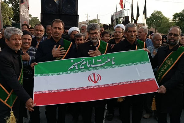 بانگ چاووش محرم و لبیک یاحسین در شهر بهمن