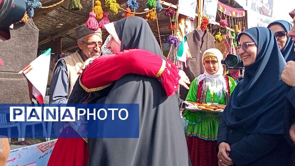 آئین افتتاح بیست و چهارمین اردوی عشایری دانشآموزان دختر سراسر کشور در مشهد