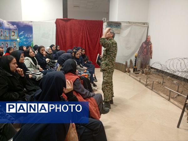بازدید دانش‌آموزان پایه نهم سروقد از باغ موزه مشهد