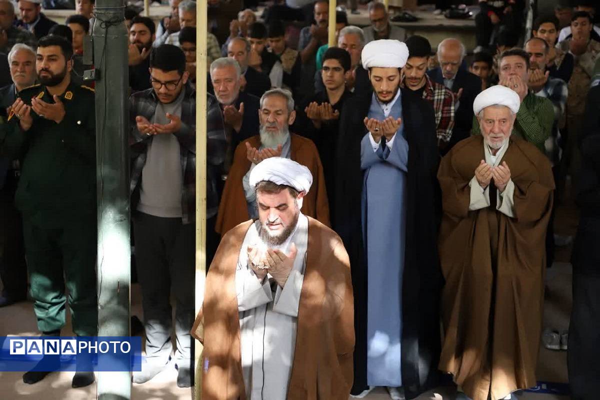 برگزاری نماز سیاسی و اجتماعی جمعه مردم کمالشهر استان البرز 