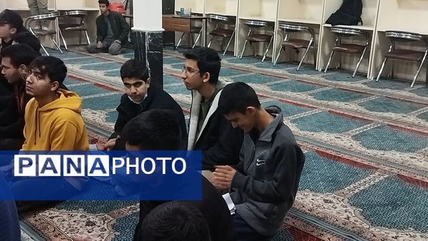 جشن میلاد حضرت فاطمه زهرا ( س) در دبیرستان شاهد ابوذر غفاری نیشابور 