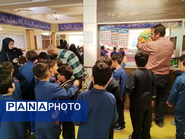 نمایشگاه کتاب کانون مهدیه همدان