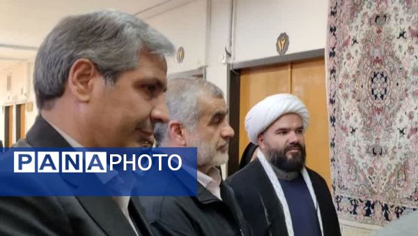 بازدید نائب رئیس مجلس شورای اسلامی از نمایشگاه تولیدات و محصولات صنعتی و صنایع دستی شهرستان کاشمر
