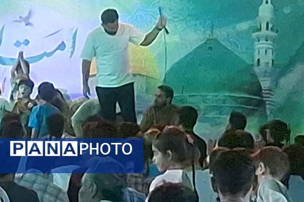 حال و هوای کافه شهدا در شب میلاد نبی اکرم(ص) و امام جعفر صادق (ع)