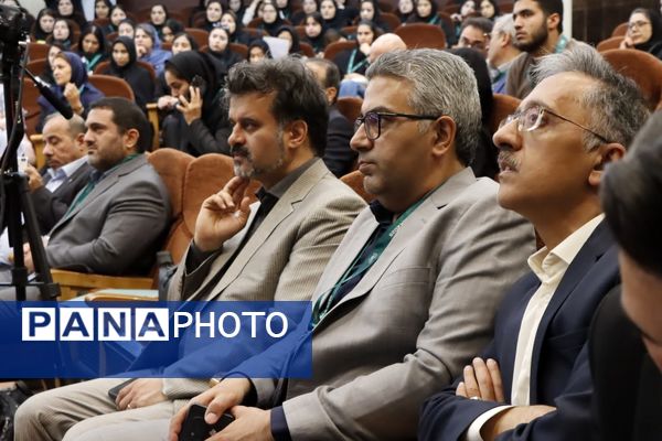 افتتاحیه همایش بین‌المللی زبان و ادبیات، همزمان با بزرگداشت زبان فارسی و فردوسی در مشهد