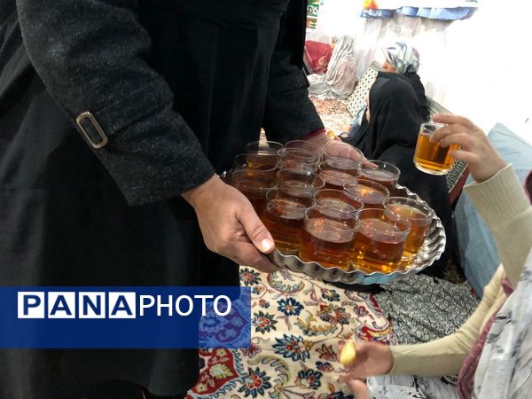 مراسم اعتکاف دانش آموزی در شهر راز