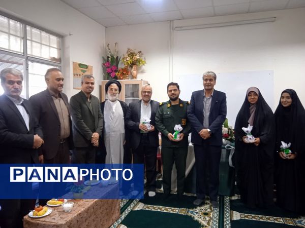 بازدید مدیران مدارس نیشابور از دبیرستان خاص فرهنگ مهر فاطمی