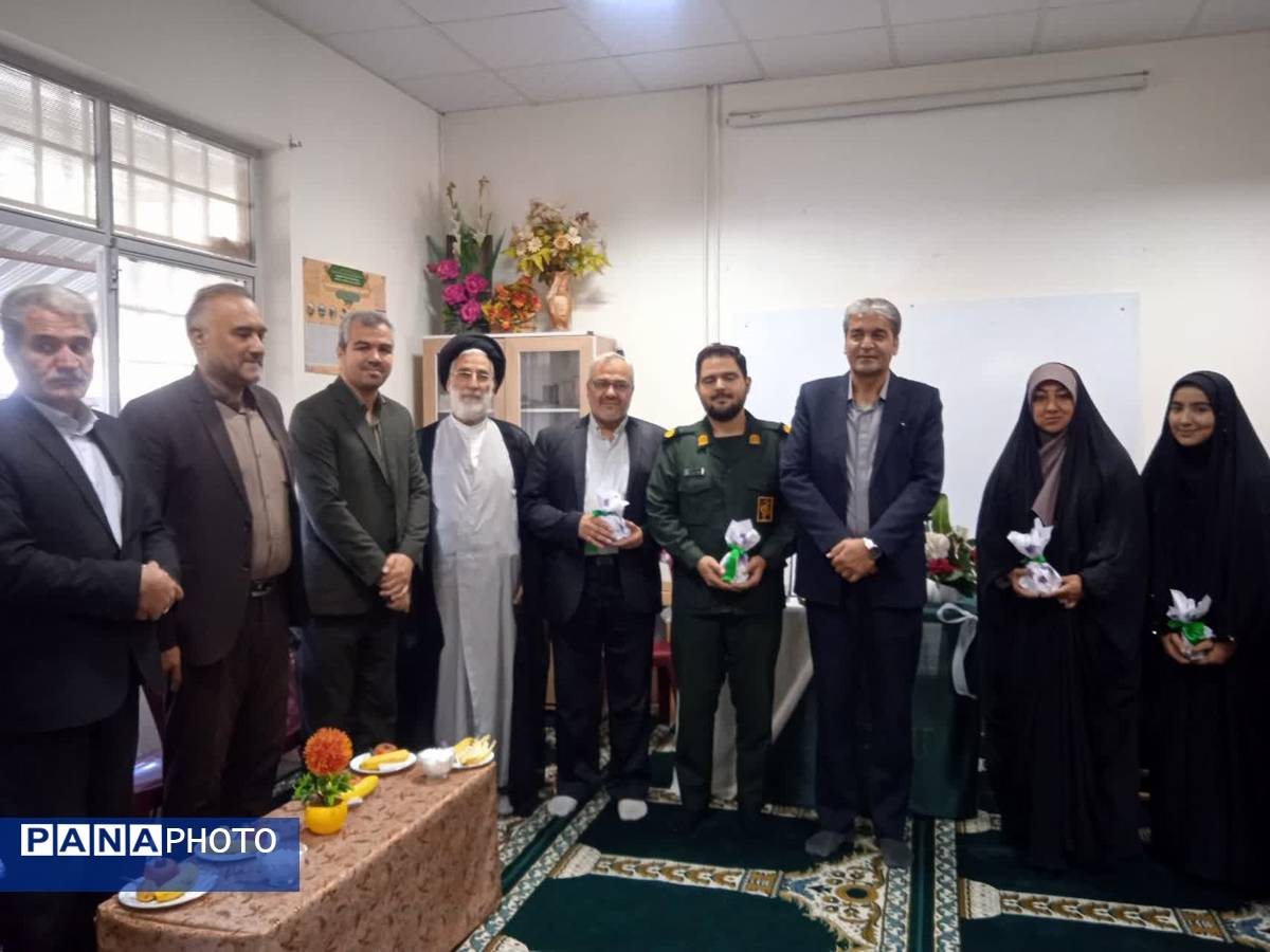 بازدید مدیران مدارس نیشابور از دبیرستان خاص فرهنگ مهر فاطمی