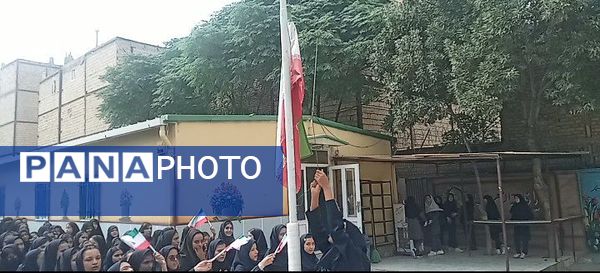آیین بازگشایی مدارس و استقبال از دانش آموزان در دبیرستان میرزا جعفر سروقد ناحیه یک مشهد