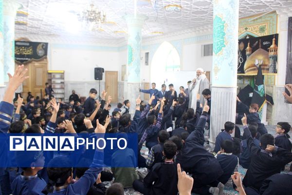 عزاداری دانشآموزان قم در آستان مقدس امامزاده سیدعلی(ع)