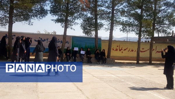 المپیاد ورزشی در مدرسه گلشاد خلیل آباد 
