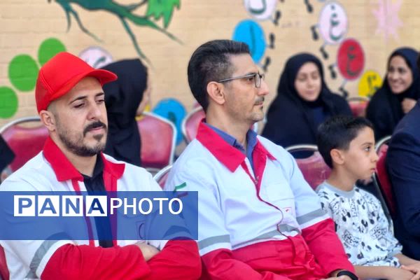 زنگ هفته سلامت روان در مدرسه کودک مسلمان قرچک به صدا در آمد
