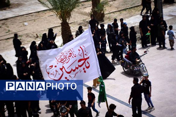 زابل در ماتم حسین؛ گلزار شهدا شهرستان زابل میزبان اشک و شور عزاداران حسینی