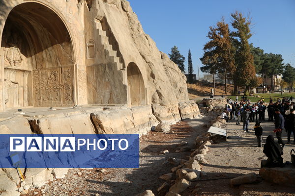 روز دوم حضور دانش‌آموزان عمره‌گزار در کرمانشاه