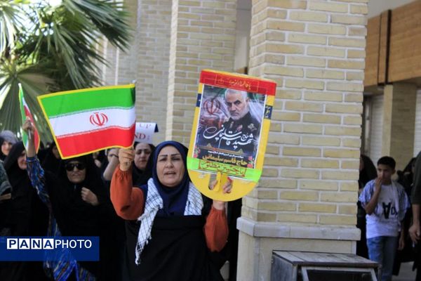 حماسه باشکوه ملت بزرگ ایران در راهپیمایی جمعه خشم و نصر 