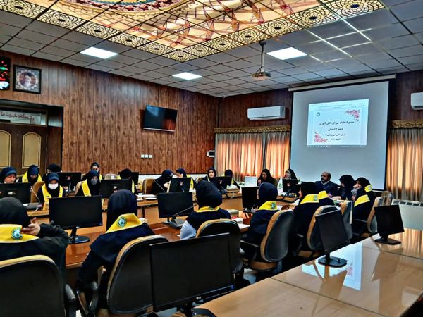 مجمع انتخابات شورای دانش‌آموزی ناحیه۴ اصفهان با حضور نمایندگان مدارس برگزار شد