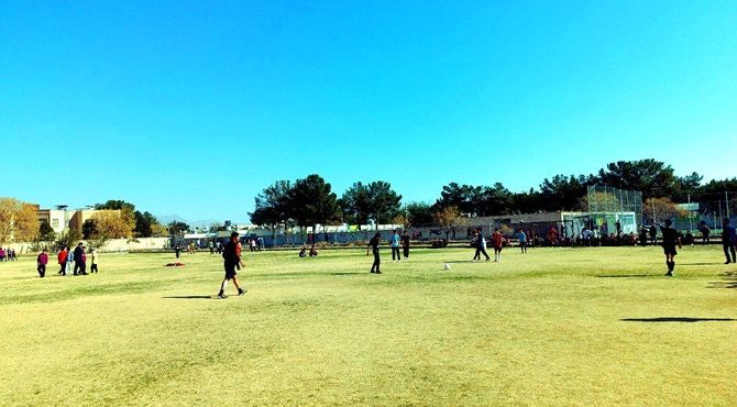 مسابقات فینال لیگ فوتبال درون مدرسه ای دبیرستان میثاق