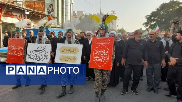 بیعت دوباره مردم قم با رهبری و مرجعیت 