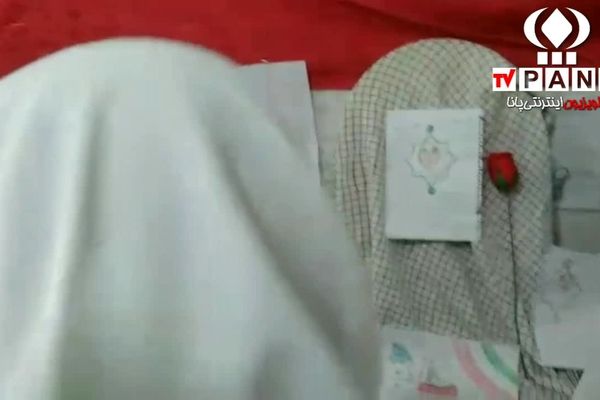 برگزاری نمایشگاه نقاشی در مدرسه درخشنده پلدختر 