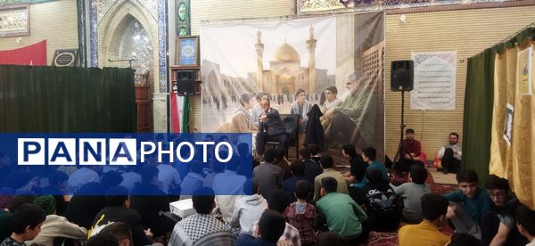 اعتکاف دانش‌آموزی در مرند با حضور حجت‌الاسلام بختیار بایرام اُف