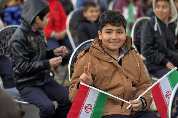 آیین نواختن زنگ انقلاب در شهرستان نظرآباد