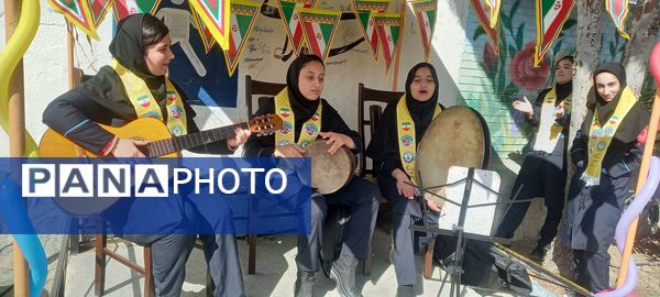 همایش بزرگ یاوران انقلاب در آموزشگاه دخترانه جنت ملارد 