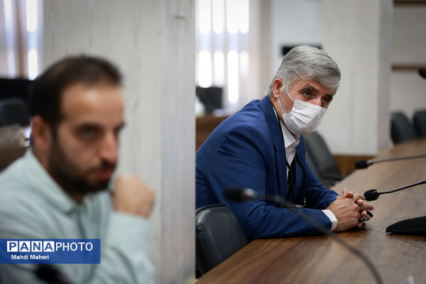 نشست اعضای ستاد عمره و عتبات دانش‌آموزی