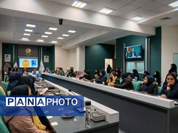 رونمایی از کتاب «صدای تاریکی» به خط بریل در یزد