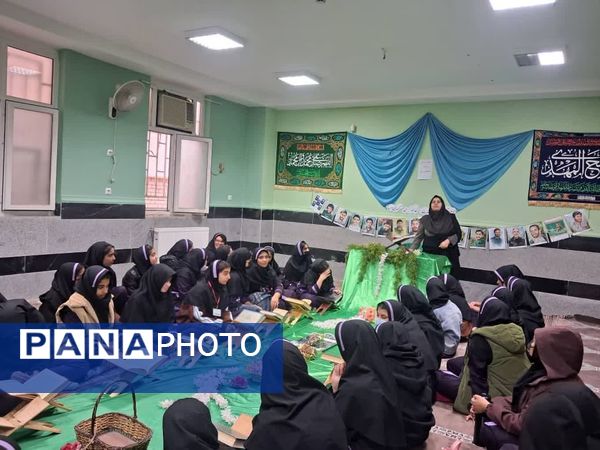 برگزاری محفل انس با قرآن کریم در مدرسه حضرت خدیجه کبری (س) جم