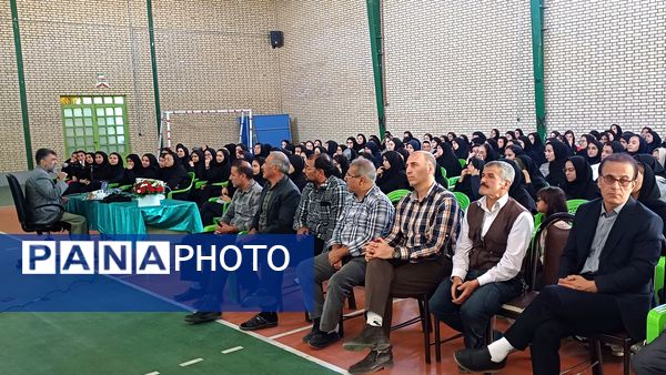 همایش مشاوره و برنامه‌ریزی موفقیت کنکور در دبیرستان دارالفنون