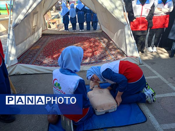  افتتاحیه پارک سلامت و آغاز به کار سفیران محیط یار  دبستان بنت الهدی صدر